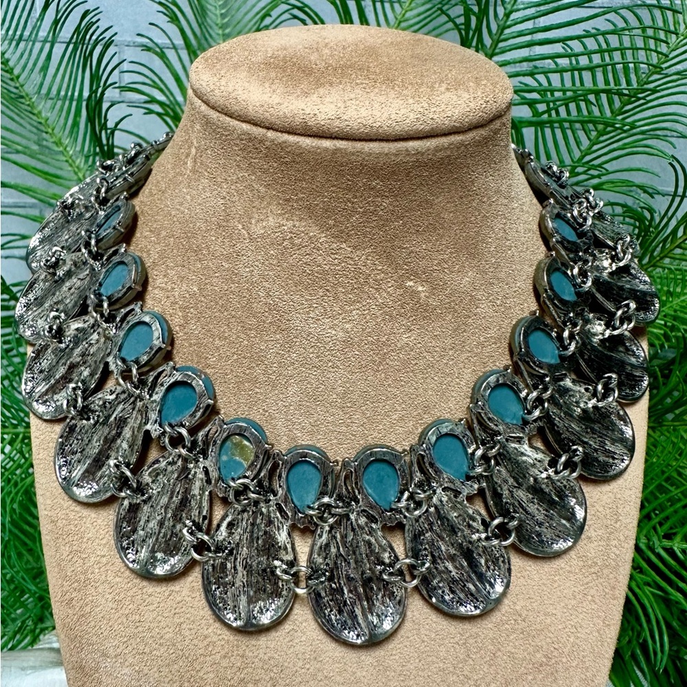 Silver Statement Necklace Set - image 6